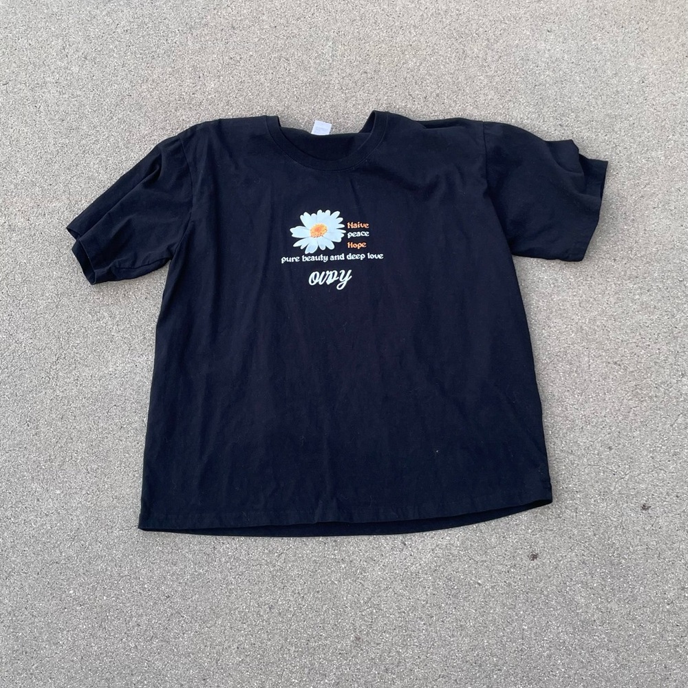 Black vintage graphic tee with a unique daisy design clothing
